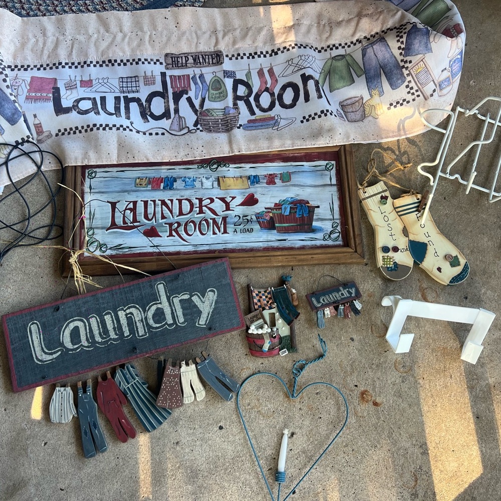 Rustic Laundry Room Decor Set